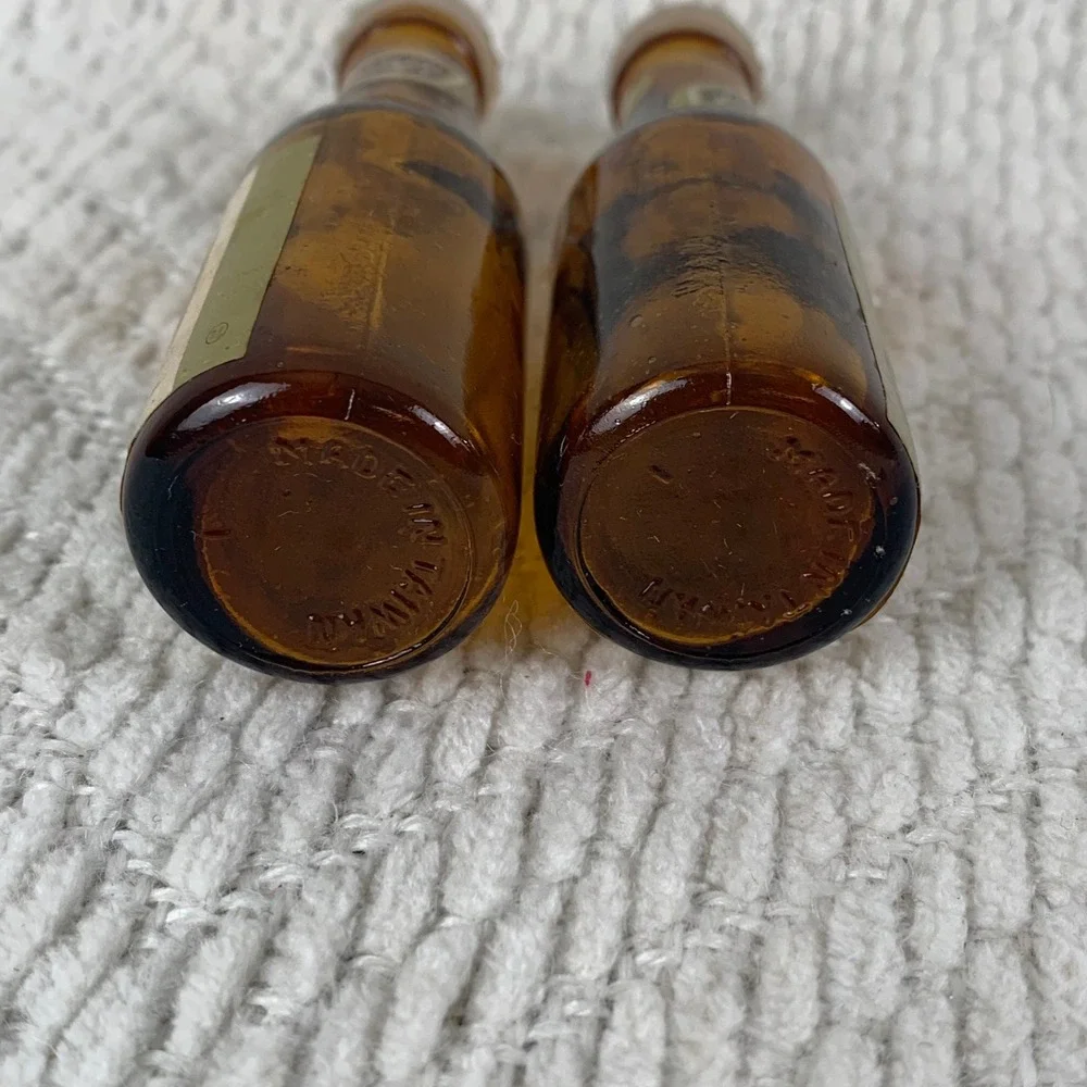 Vintage Schlitz Beer Miniature Bottles Amber Glass Salt‎ Pepper Shakers 1957